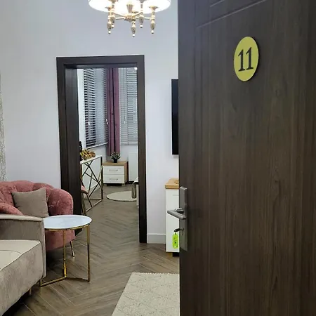 Jaracza 28/11 スウプスク